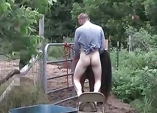Mind-blowing farm bestiality with a horse